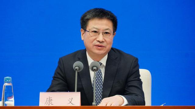 国家统计局谈去年GDP超过120万亿:只是我们前进当中的一个小台阶