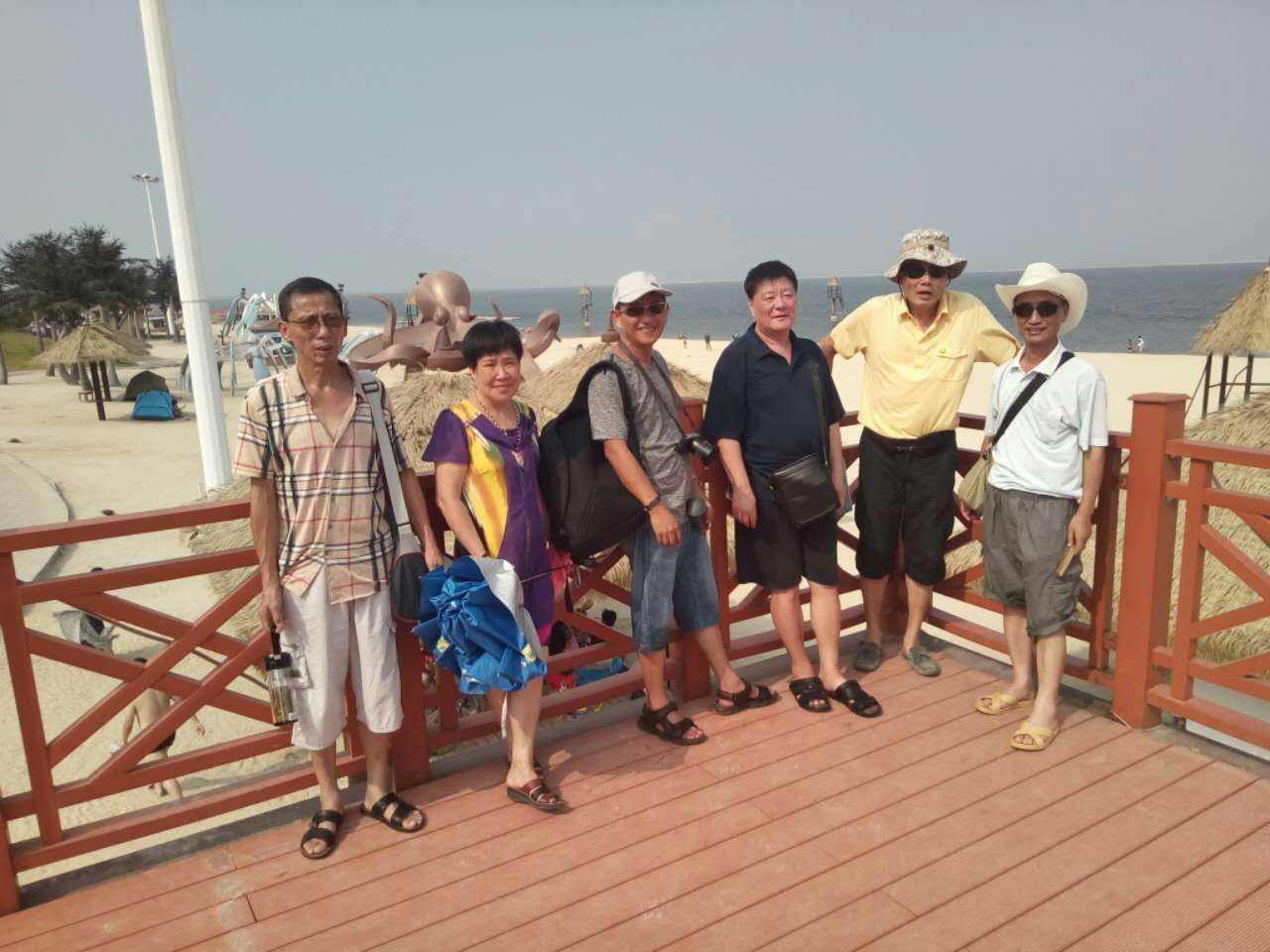 {六合彩}(三对夫妻旅游途中互相发生争执)
